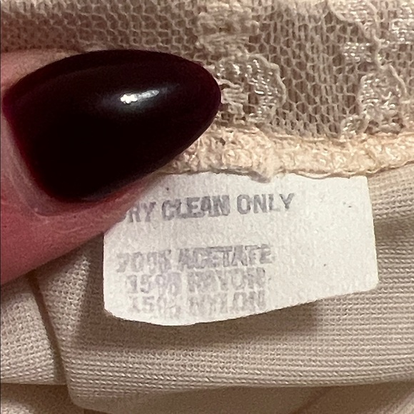 Vintage 1981 Lace Ruffle Top and Skirt Set Ivory - Picture 10 of 10